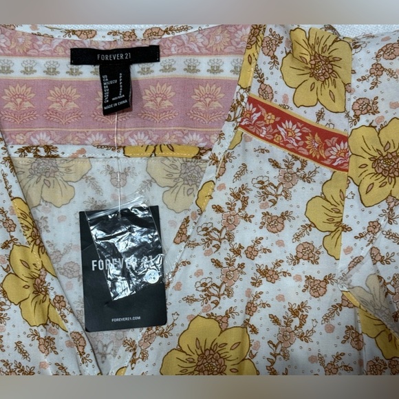 Forever 21 Summer Romper Small With Drawstring and Elastic Waist NWT - Picture 8 of 11